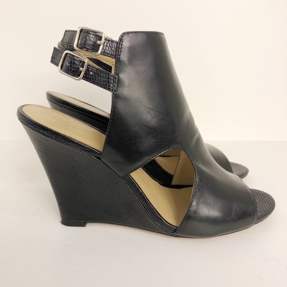 Ann Taylor Maura Peep Toe Wedge Black Leather 8.5